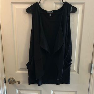 Delia’s jersey vest with pockets xl